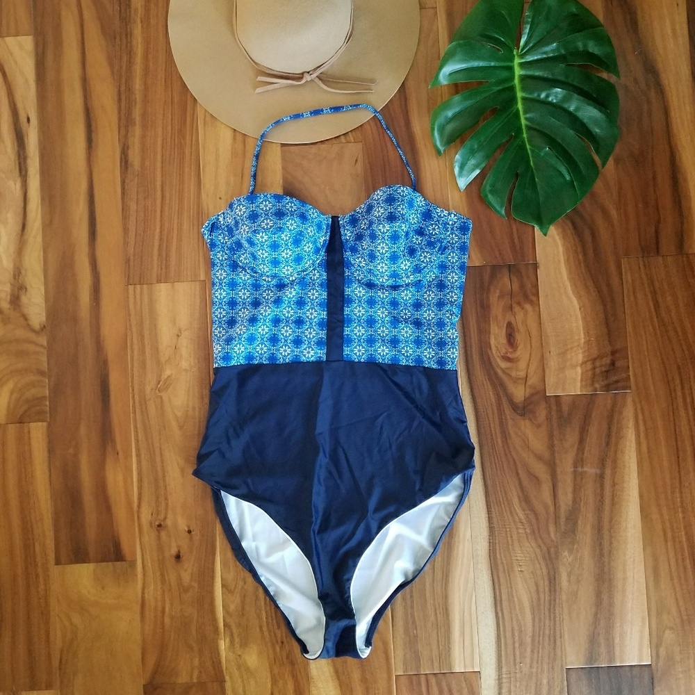 Ann Taylor Loft Beach one piece 16 swimsuit halter